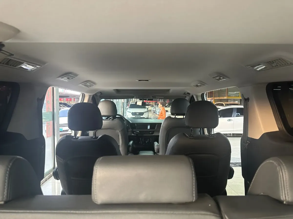 2021 MAXUS G10 2.0T 224HP L4 6AT,autocango,china used car exporter,china ev exporter,chinese used car exporter,chinese used ev exporter