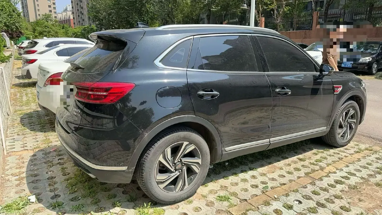 2022 HongQi HS5 2.0T 224HP L4 6AT,autocango,china used car exporter,china ev exporter,chinese used car exporter,chinese used ev exporter