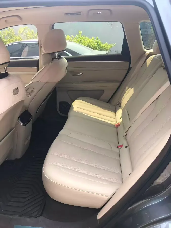 2024 Jaguar E-PACE 1.5T 200HP L3 8AT,autocango,china used car exporter,china ev exporter,chinese used car exporter,chinese used ev exporter