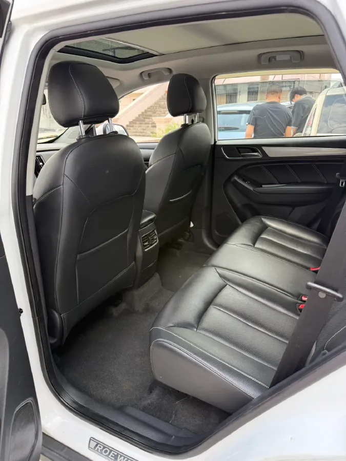 2020 Roewe i6 1.5T 169HP L4 7DCT,autocango,china used car exporter,china ev exporter,chinese used car exporter,chinese used ev exporter