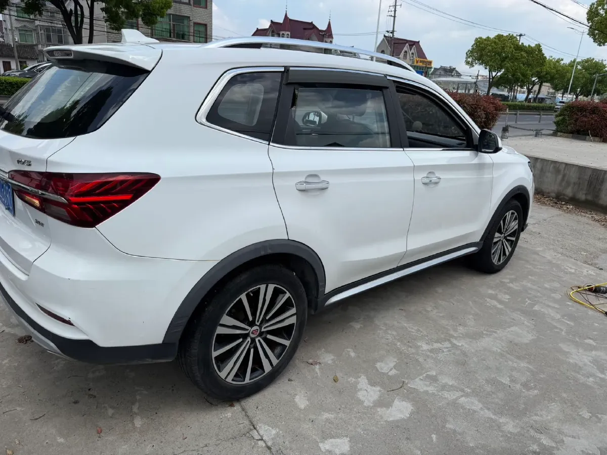 2020 Roewe i6 1.5T 169HP L4 7DCT,autocango,china used car exporter,china ev exporter,chinese used car exporter,chinese used ev exporter
