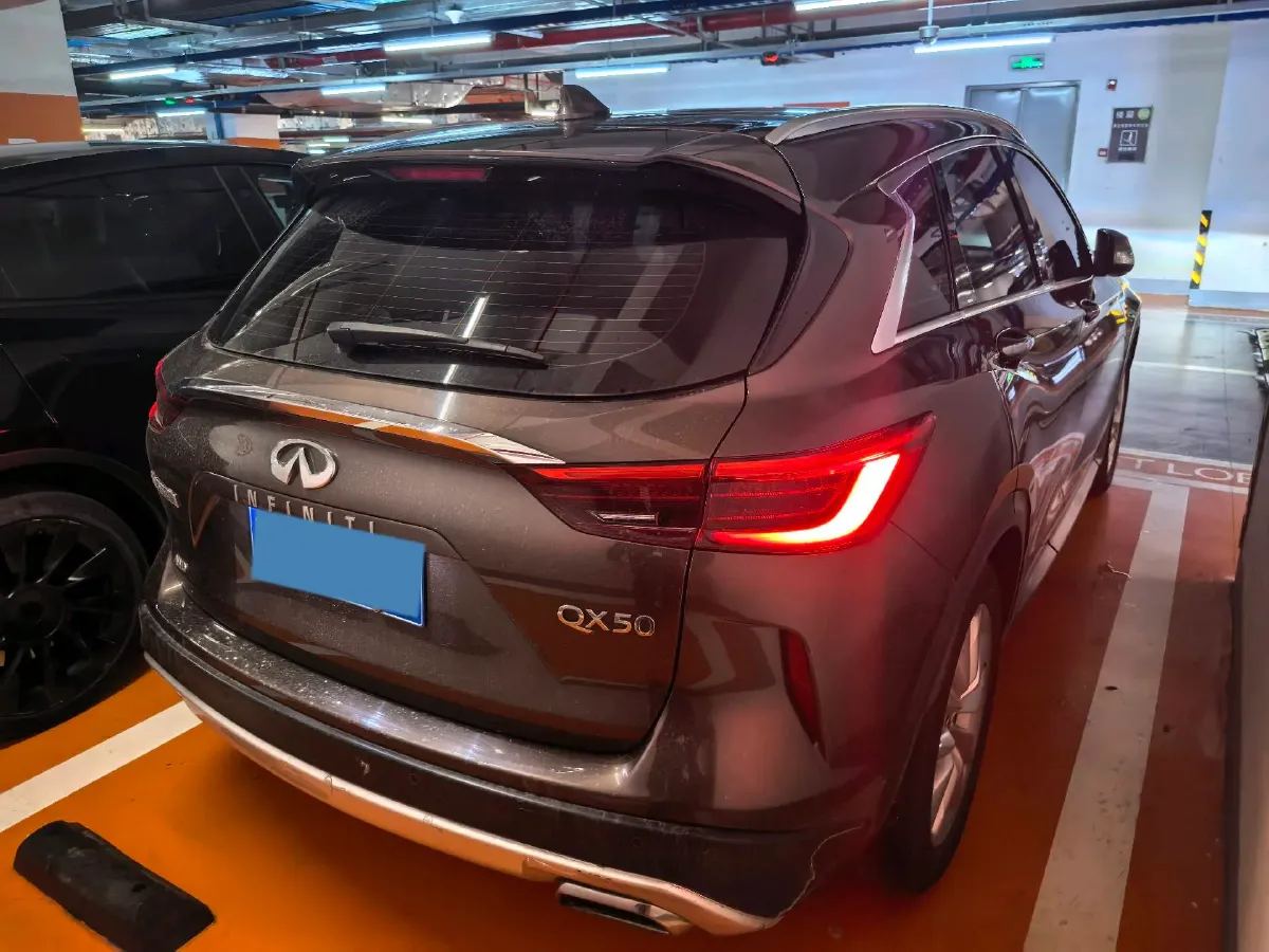 2018 Mitsubishi Pajero 3.0L 174HP V6 5AT,autocango,china used car exporter,china ev exporter,chinese used car exporter,chinese used ev exporter