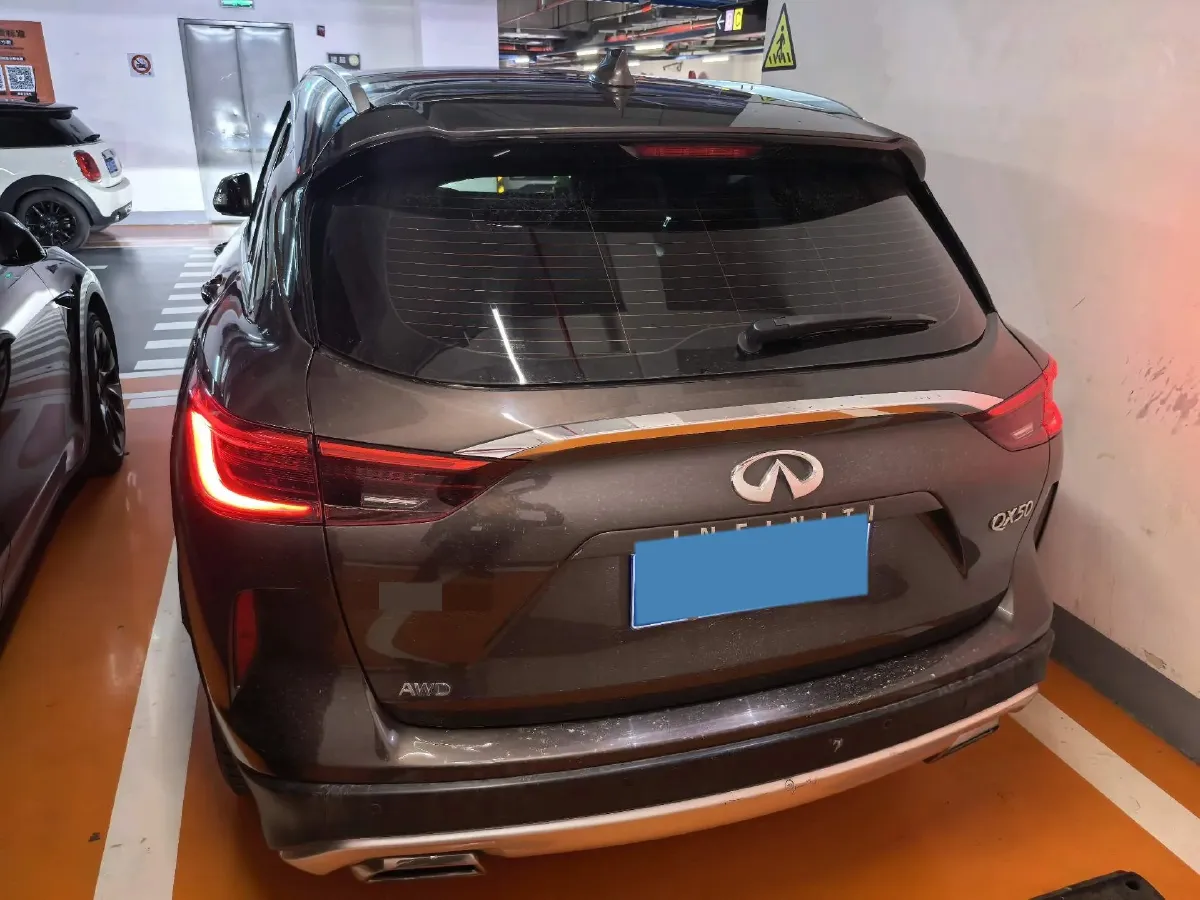 2018 Mitsubishi Pajero 3.0L 174HP V6 5AT,autocango,china used car exporter,china ev exporter,chinese used car exporter,chinese used ev exporter