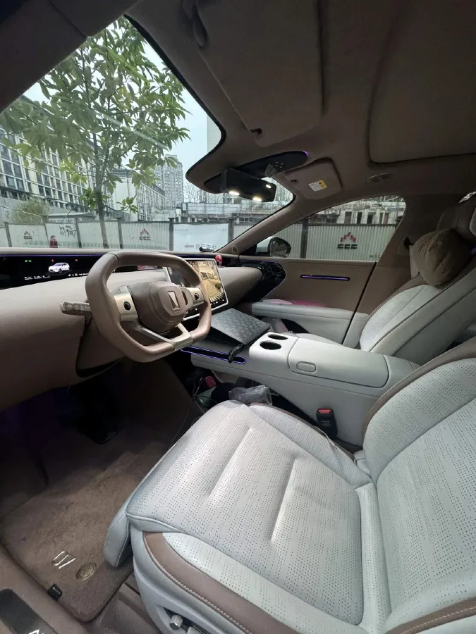 2024 Avatr 07 1.5T 156HP L4 REEV 39.05KWH,autocango,china used car exporter,china ev exporter,chinese used car exporter,chinese used ev exporter