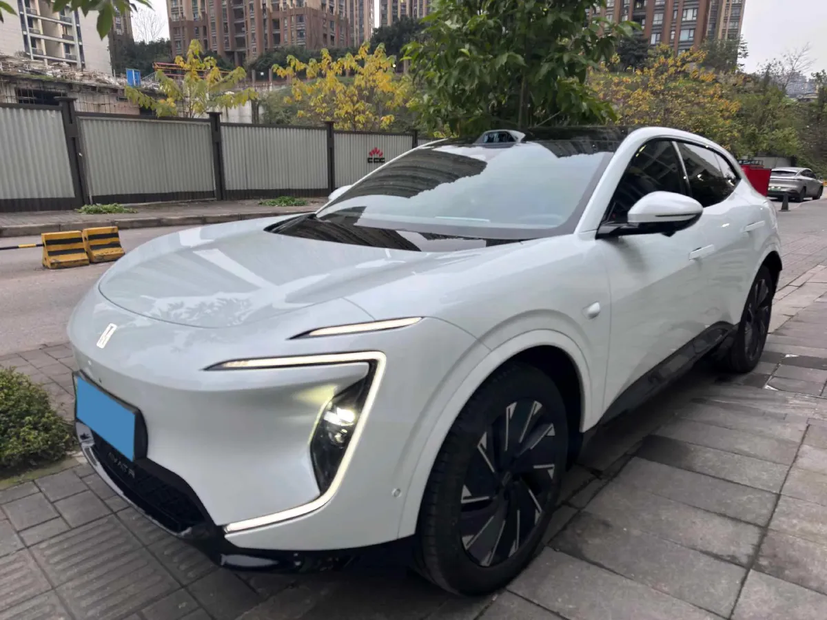 2024 Avatr 07 1.5T 156HP L4 REEV 39.05KWH,autocango,china used car exporter,china ev exporter,chinese used car exporter,chinese used ev exporter