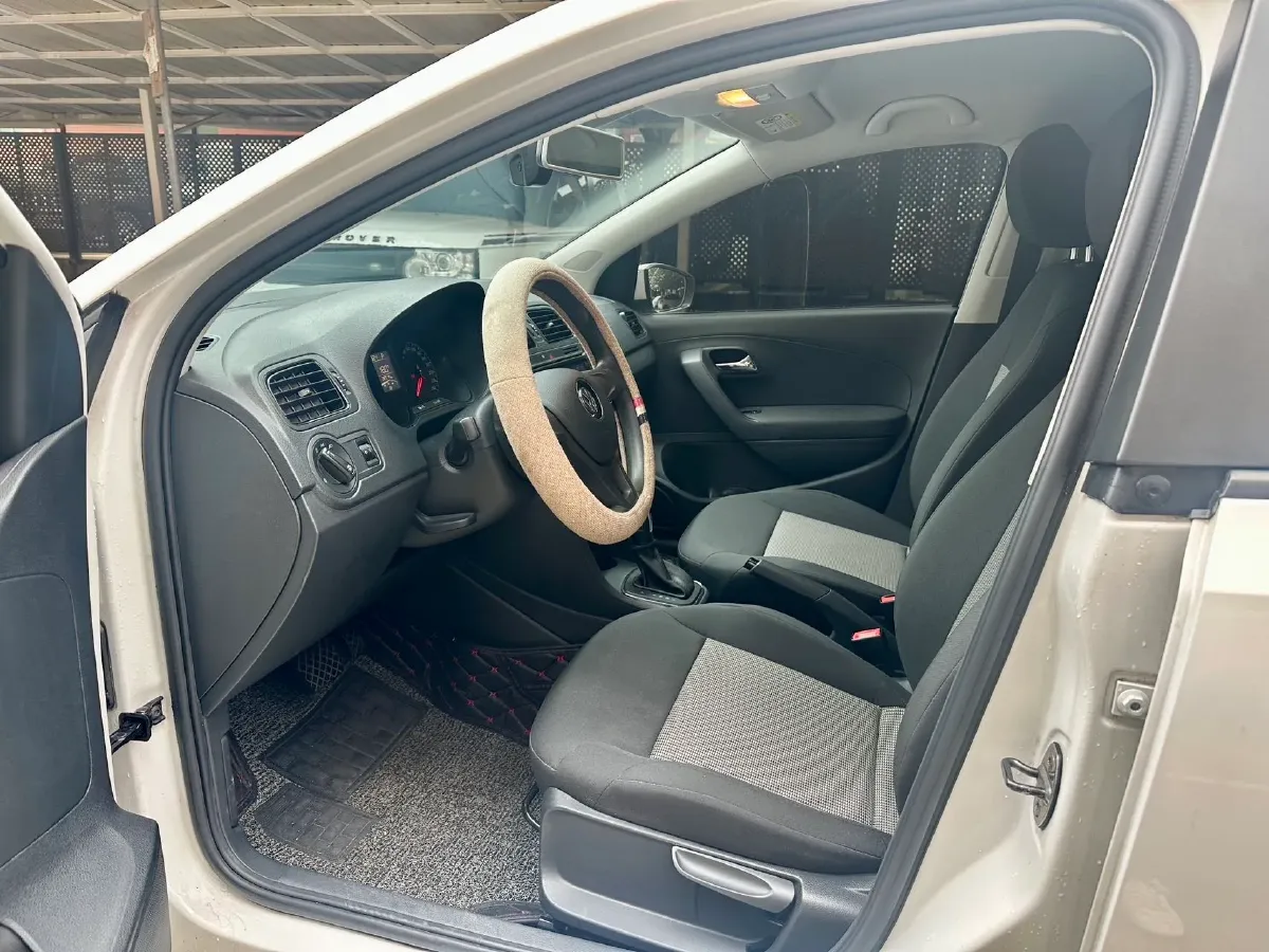 2016 Volkswagen Polo 1.4L 90HP L4 6AT,autocango,china used car exporter,china ev exporter,chinese used car exporter,chinese used ev exporter