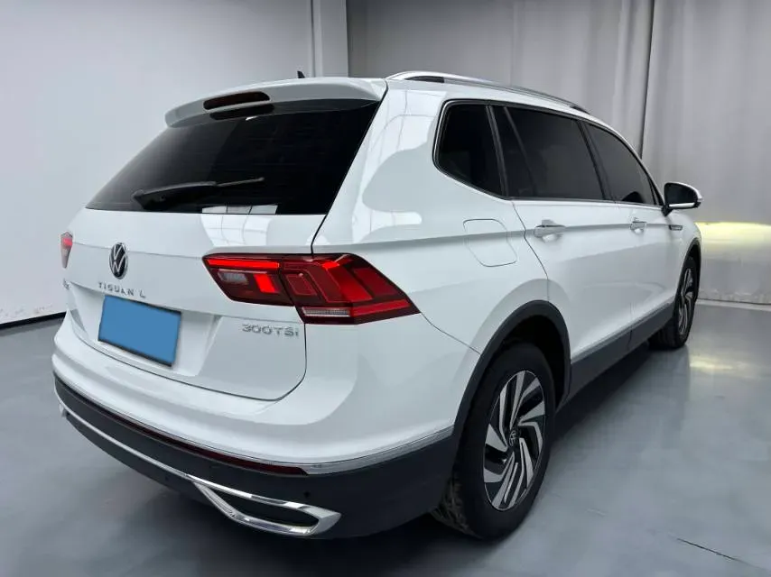 2023 Volkswagen Tiguan L 1.5T 160HP L4 7DCT,autocango,china used car exporter,china ev exporter,chinese used car exporter,chinese used ev exporter