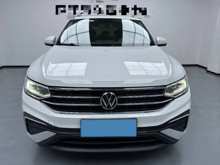 2023 Volkswagen Tiguan L 1.5T 160HP L4 7DCT,autocango,china used car exporter,china ev exporter,chinese used car exporter,chinese used ev exporter