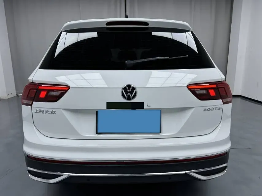 2023 Volkswagen Tiguan L 1.5T 160HP L4 7DCT,autocango,china used car exporter,china ev exporter,chinese used car exporter,chinese used ev exporter