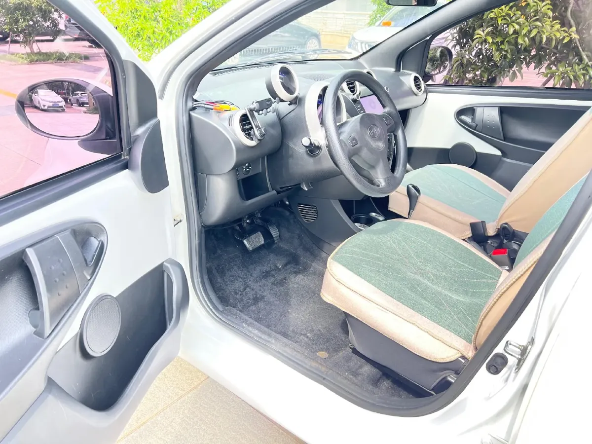 2015 BYD F0 1.0L 68HP L3 5MT,autocango,china used car exporter,china ev exporter,chinese used car exporter,chinese used ev exporter