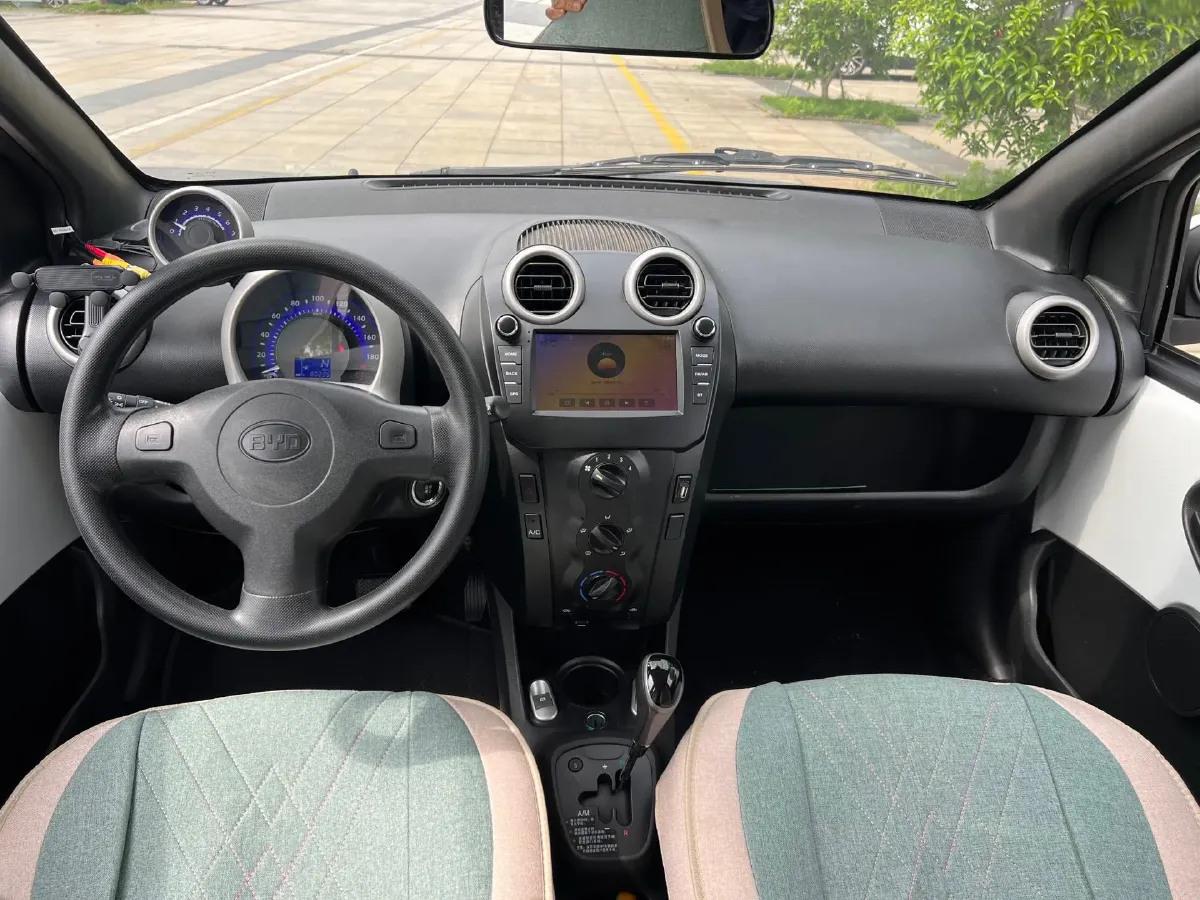 2015 BYD F0 1.0L 68HP L3 5MT,autocango,china used car exporter,china ev exporter,chinese used car exporter,chinese used ev exporter