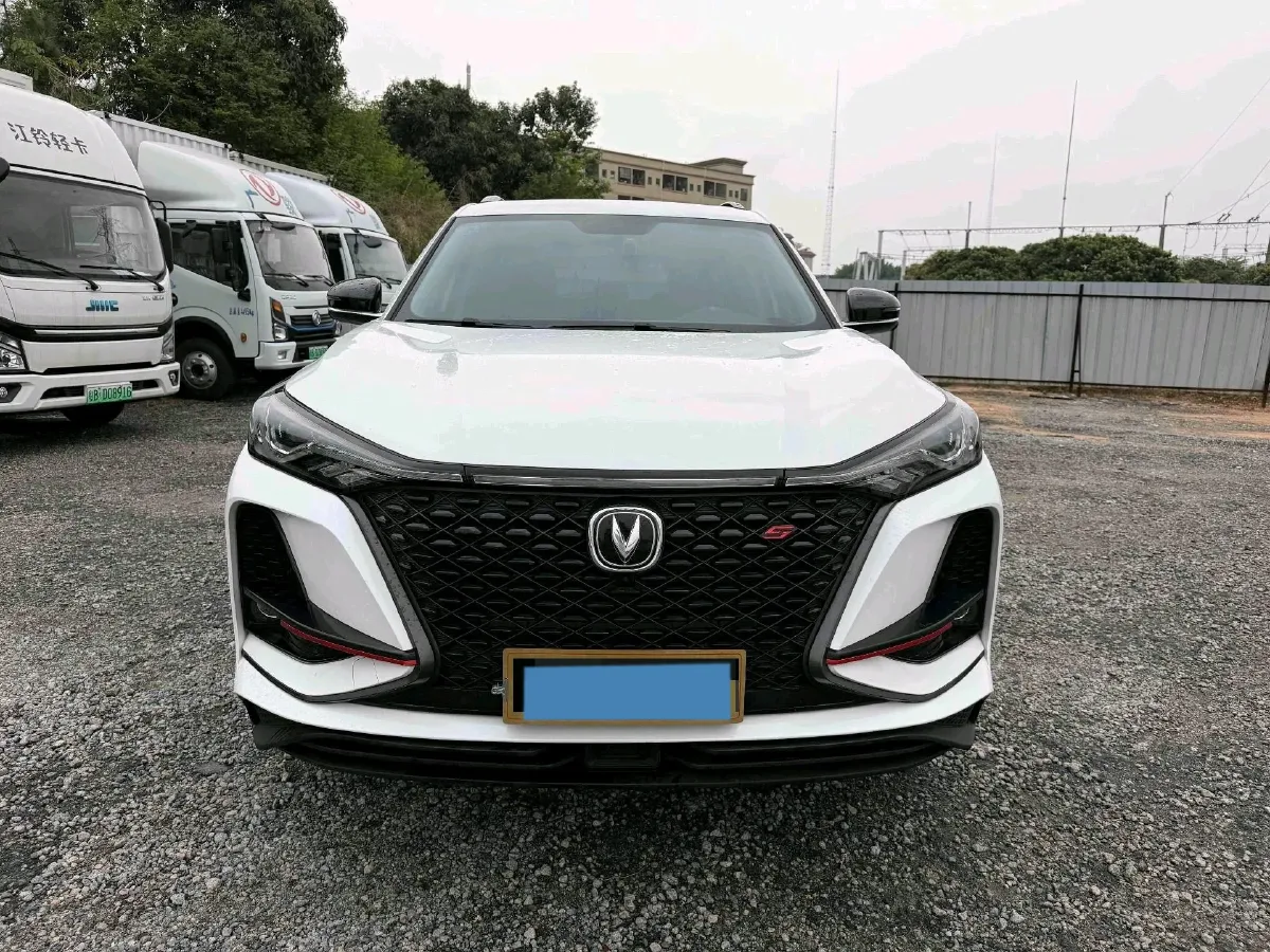 2020 ChangAn CS75 Plus 1.5T 178HP L4 6AT,autocango,china used car exporter,china ev exporter,chinese used car exporter,chinese used ev exporter
