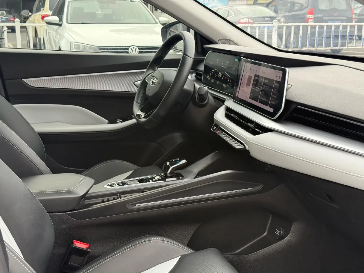 2024 Geely Binray 1.5T 181HP L4 7DCT,autocango,china used car exporter,china ev exporter,chinese used car exporter,chinese used ev exporter