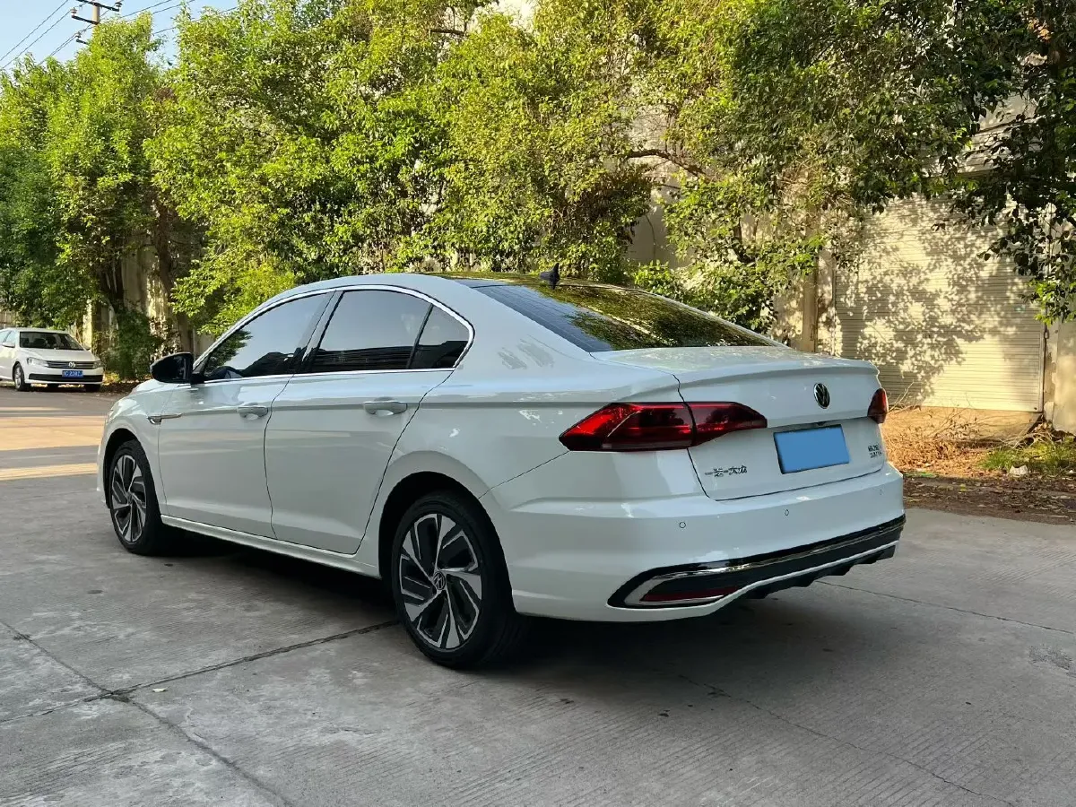 2023 Volkswagen Bora 1.2T 116HP L4 7DCT,autocango,china used car exporter,china ev exporter,chinese used car exporter,chinese used ev exporter