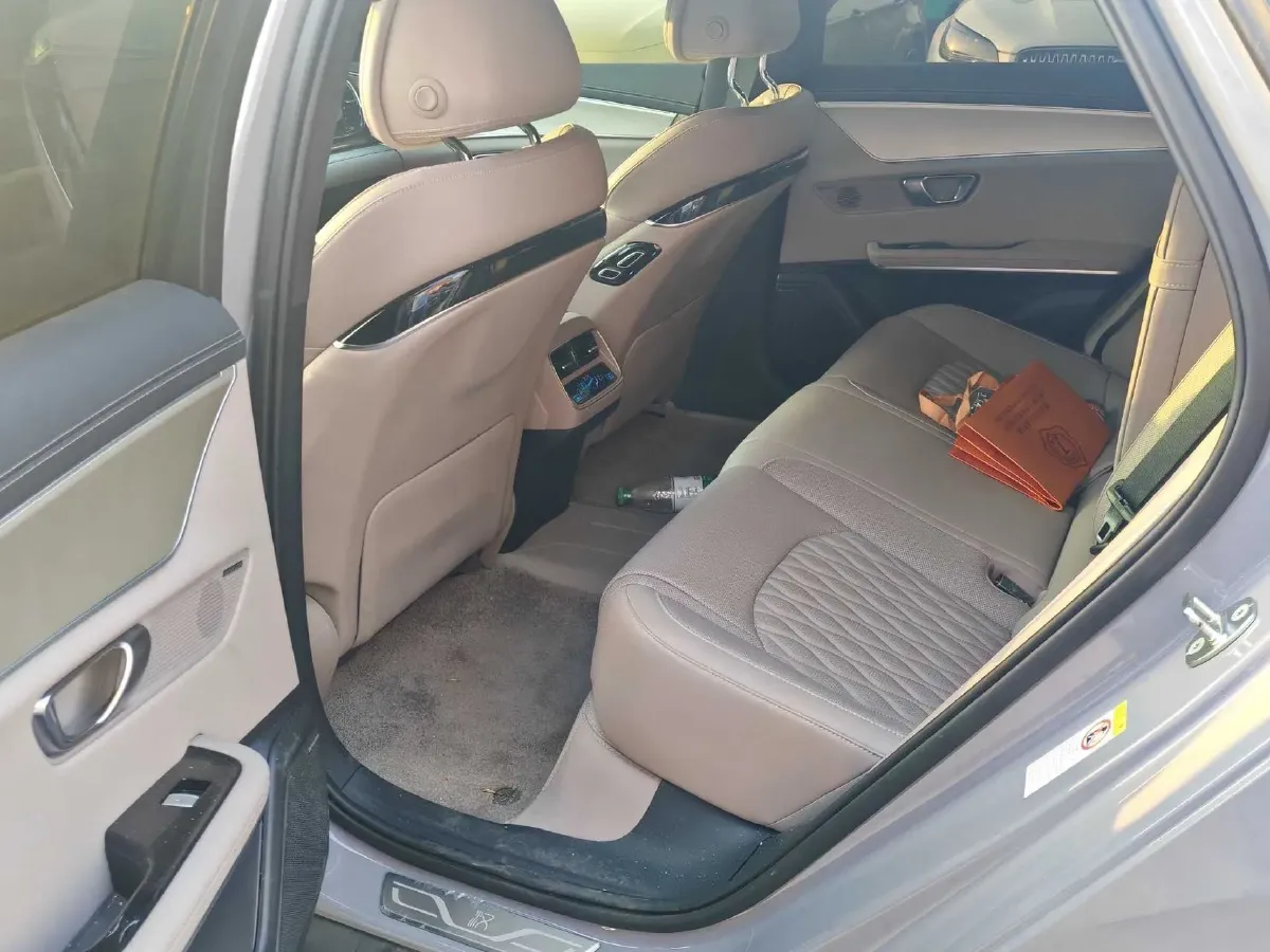 2025 BYD Han 1.5T 156HP L4 E-CVT PHEV,autocango,china used car exporter,china ev exporter,chinese used car exporter,chinese used ev exporter