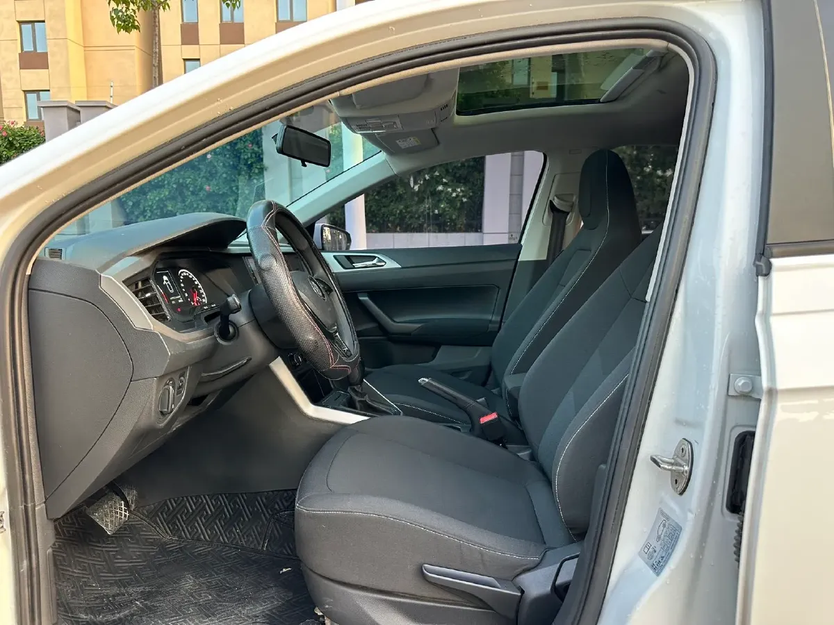 2021 Bestune T55 1.5T 169HP L4 7DCT,autocango,china used car exporter,china ev exporter,chinese used car exporter,chinese used ev exporter