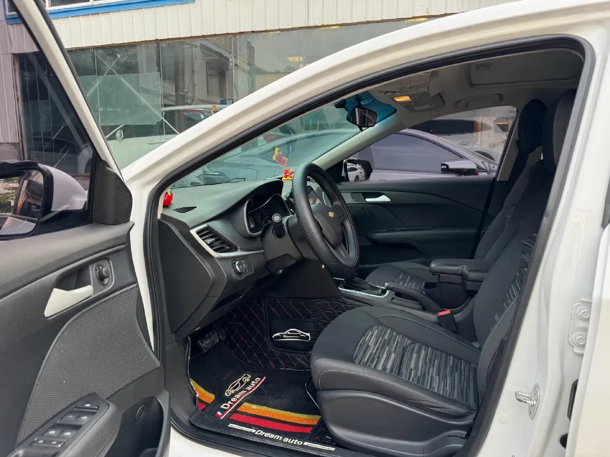 2019 Chevrolet Cavalier 1.5L 113HP L4 6AT,autocango,china used car exporter,china ev exporter,chinese used car exporter,chinese used ev exporter