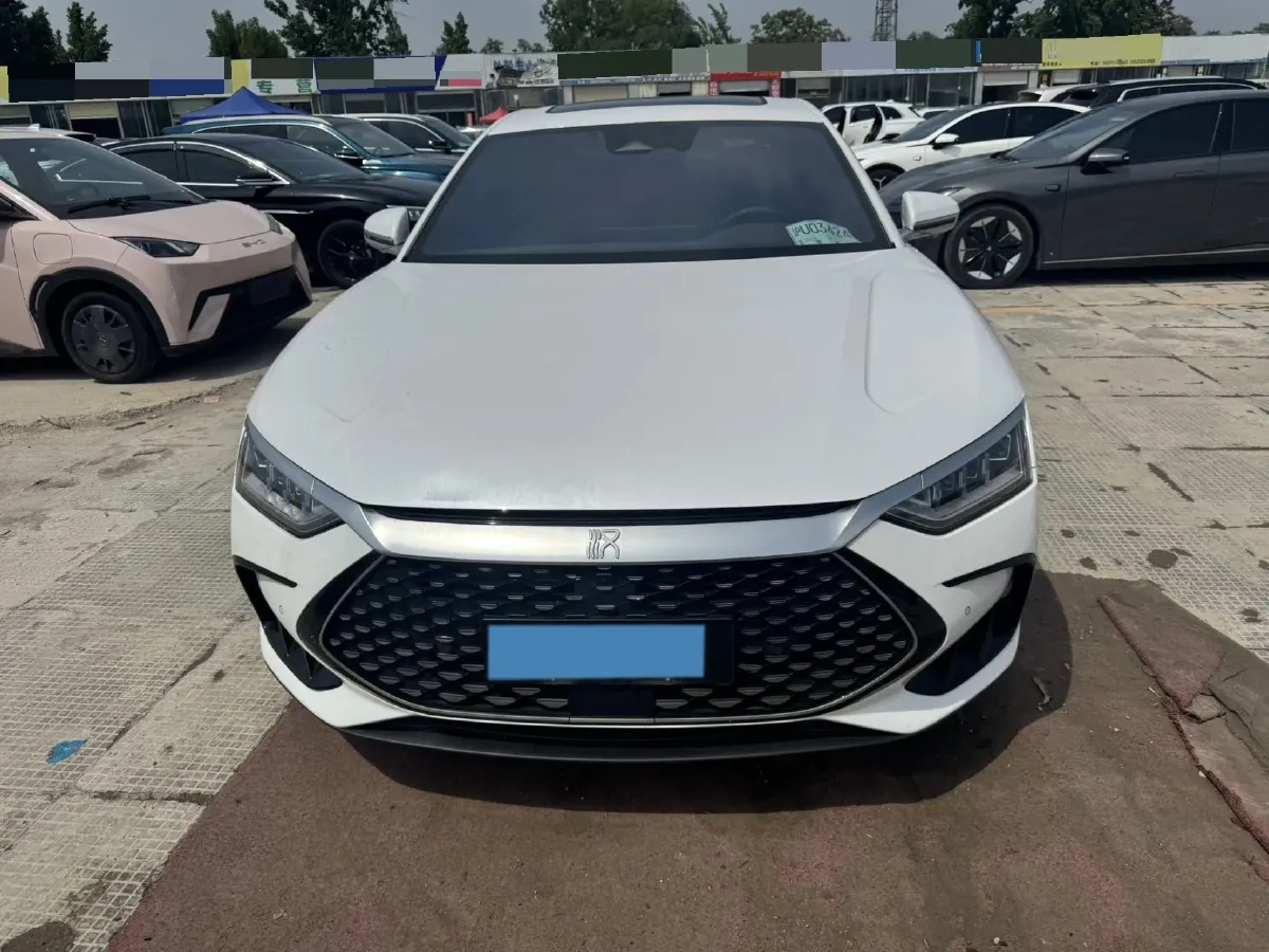 2022 Volkswagen Tiguan L 2.0T 186HP L4 7DCT,autocango,china used car exporter,china ev exporter,chinese used car exporter,chinese used ev exporter