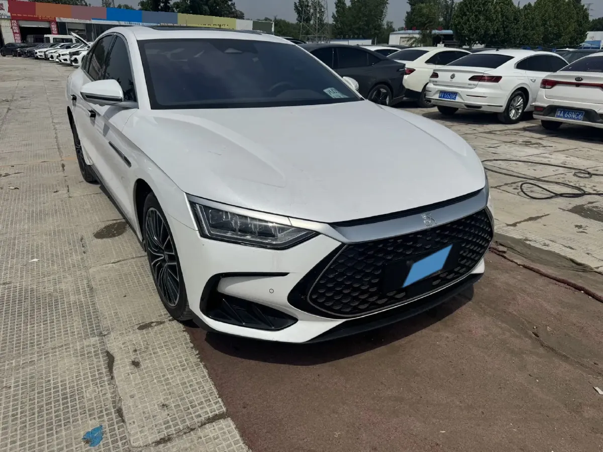 2022 Volkswagen Tiguan L 2.0T 186HP L4 7DCT,autocango,china used car exporter,china ev exporter,chinese used car exporter,chinese used ev exporter