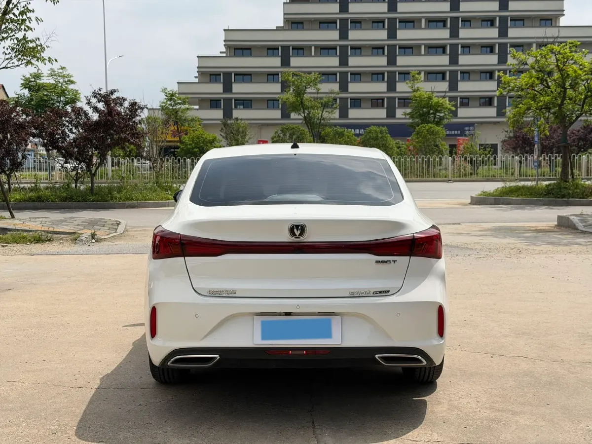 2024 ChangAn Eado 1.4T 160HP L4 7DCT,autocango,china used car exporter,china ev exporter,chinese used car exporter,chinese used ev exporter