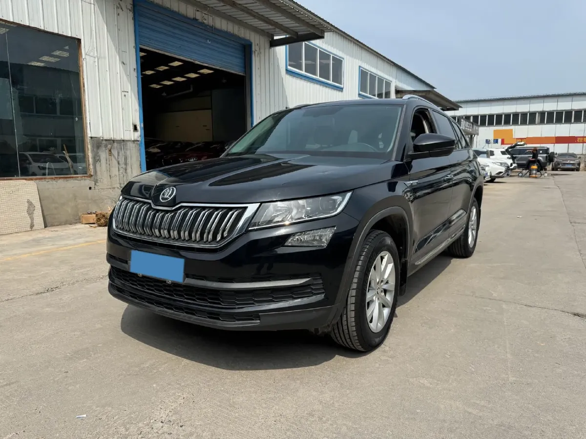 2017 Skoda Kodiak 1.8T 180HP L4 7DCT,autocango,china used car exporter,china ev exporter,chinese used car exporter,chinese used ev exporter