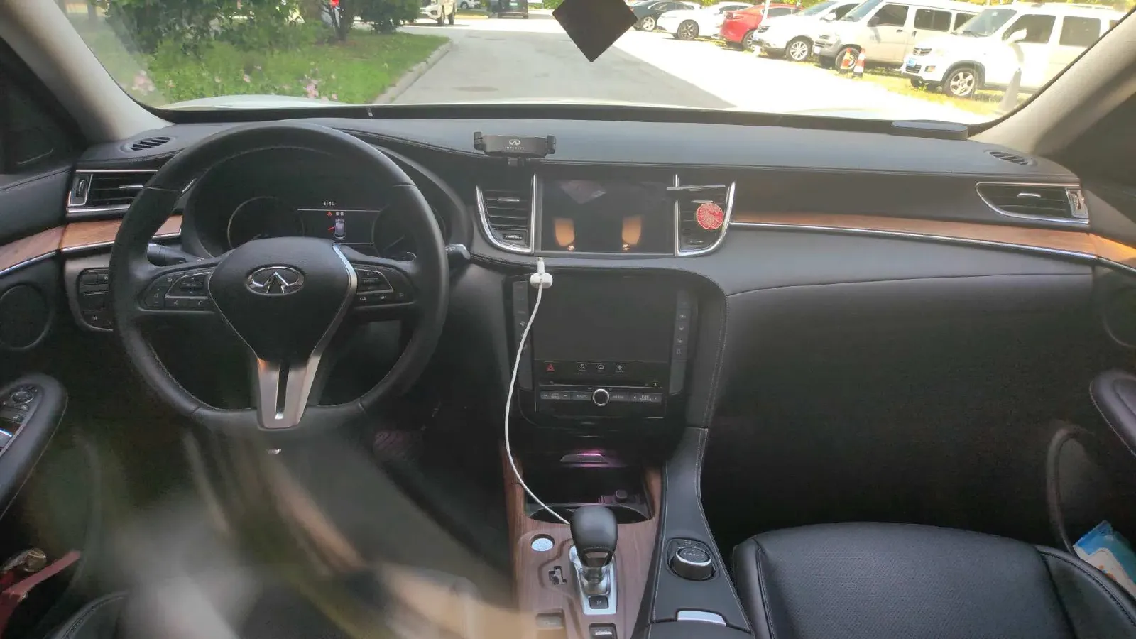 2022 Infiniti QX50 2.0T 245HP L4 CVT,autocango,china used car exporter,china ev exporter,chinese used car exporter,chinese used ev exporter