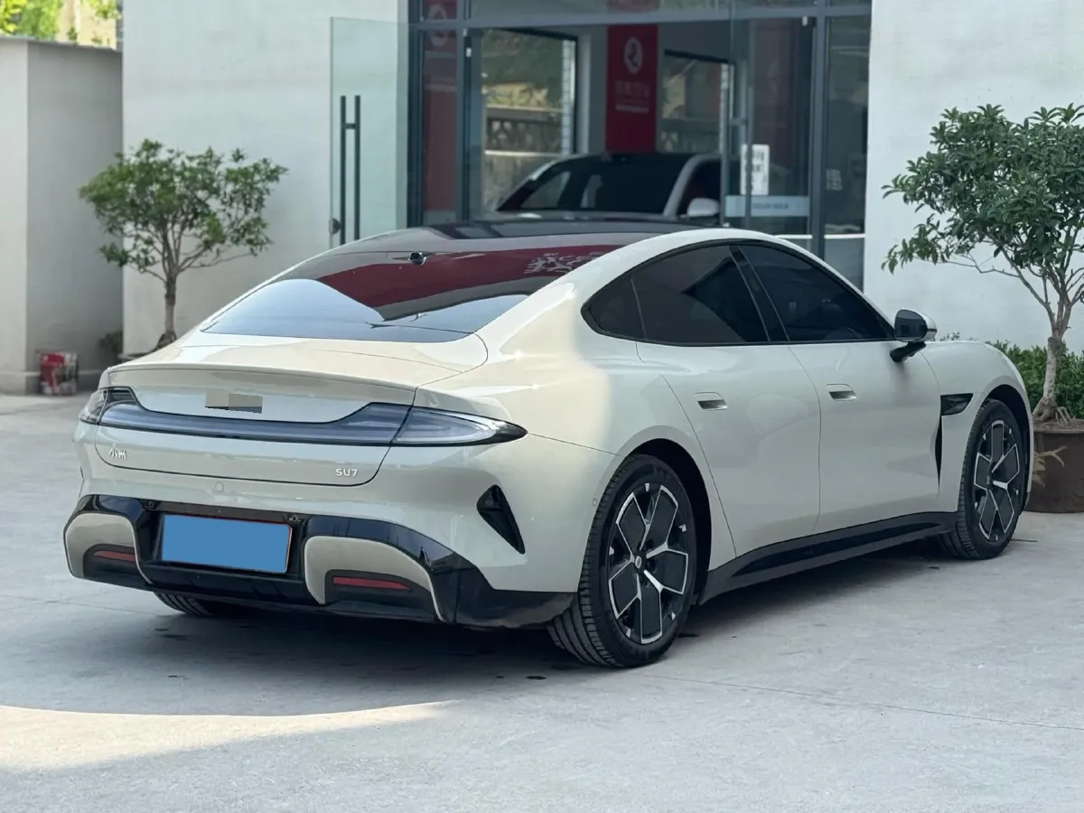2024 MI SU7 BEV 73.6KWH,autocango,china used car exporter,china ev exporter,chinese used car exporter,chinese used ev exporter