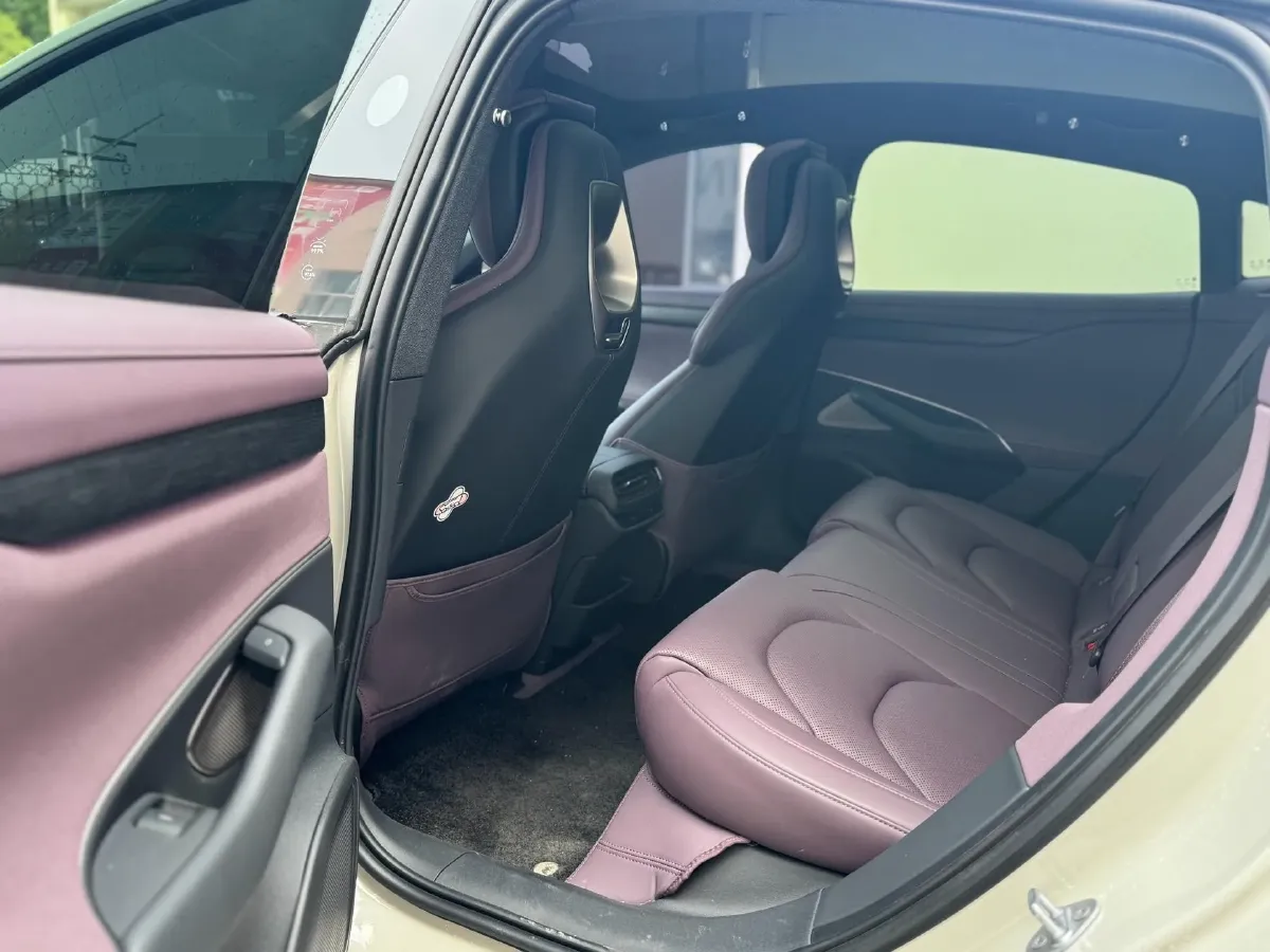 2024 MI SU7 BEV 73.6KWH,autocango,china used car exporter,china ev exporter,chinese used car exporter,chinese used ev exporter