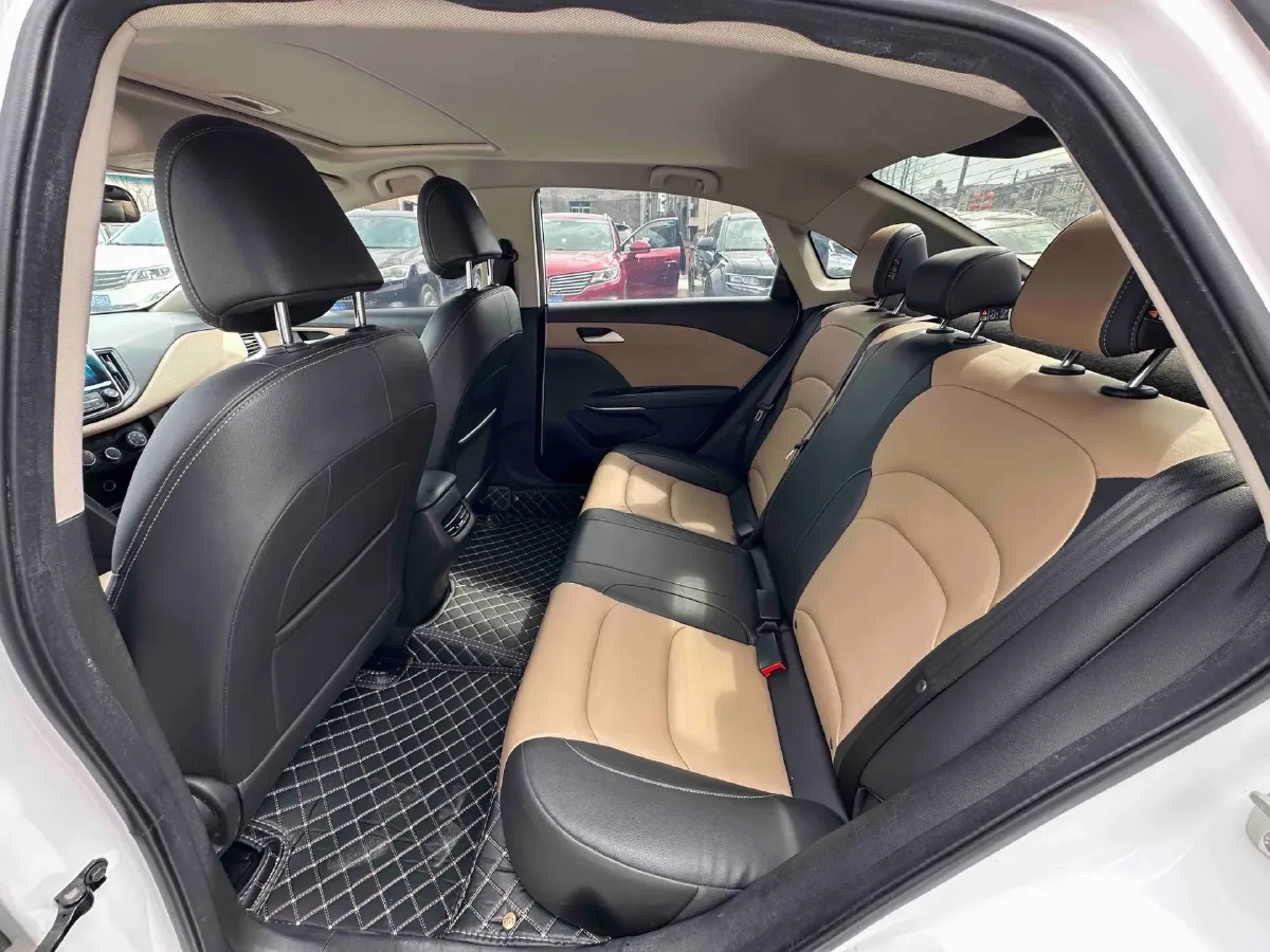 2022 Chevrolet Monza 1.5L 113HP L4 6AT,autocango,china used car exporter,china ev exporter,chinese used car exporter,chinese used ev exporter