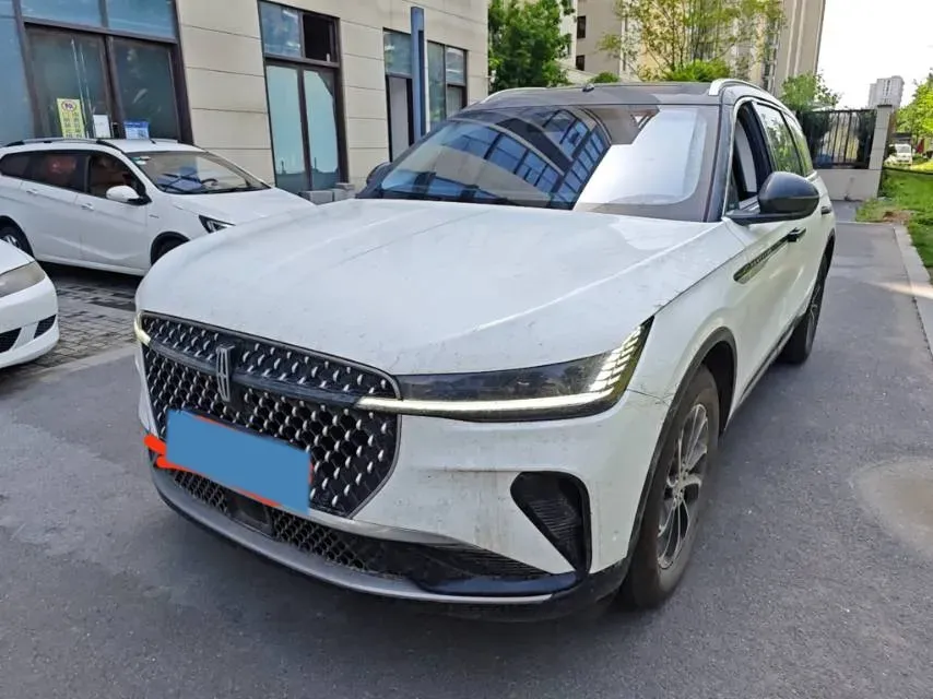 2023 Lincoln Nautilus 2.0T 261HP L4 8AT,autocango,china used car exporter,china ev exporter,chinese used car exporter,chinese used ev exporter