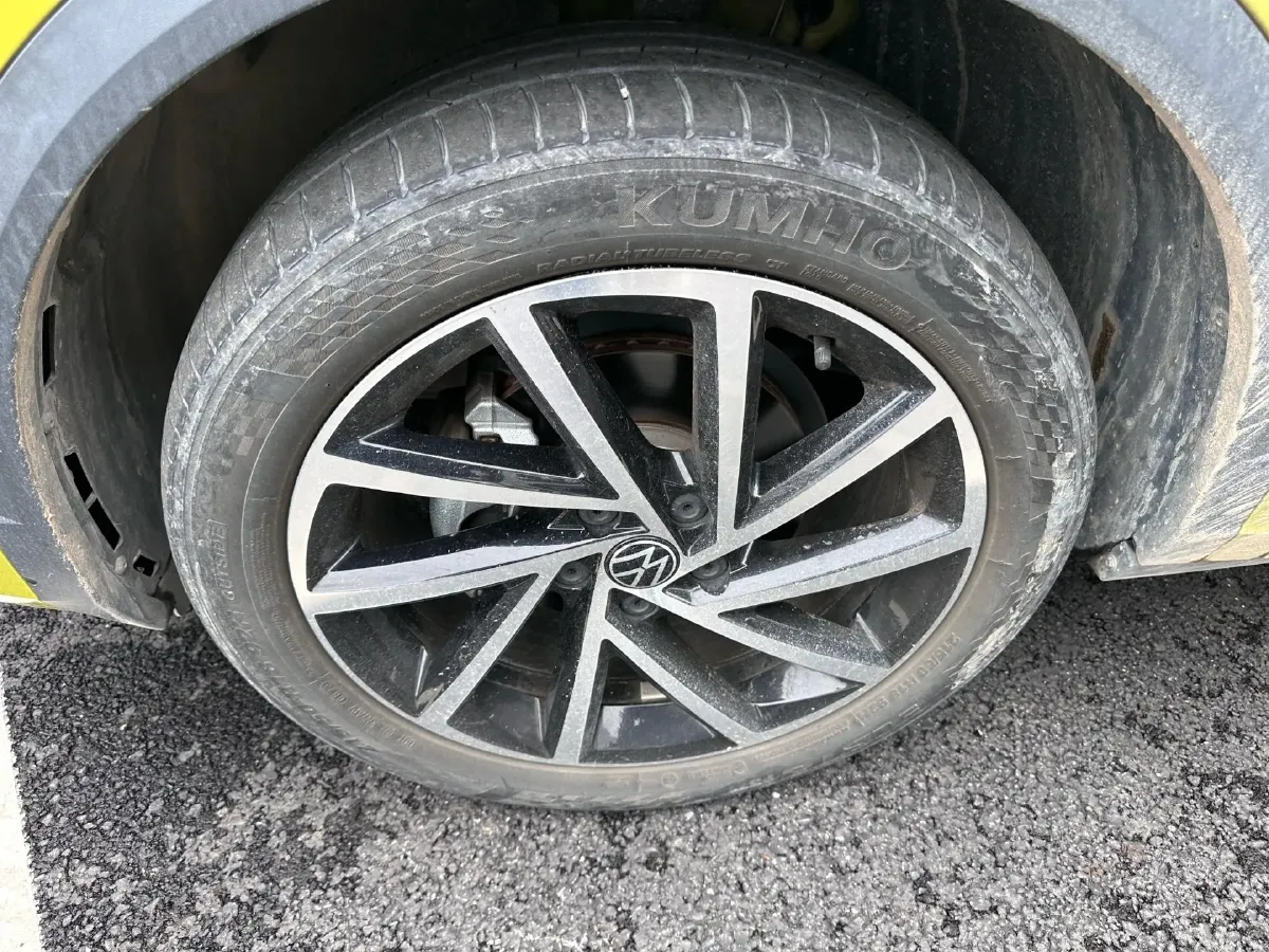 2023 Volkswagen T-Roc 1.5T 160HP L4 7DCT,autocango,china used car exporter,china ev exporter,chinese used car exporter,chinese used ev exporter