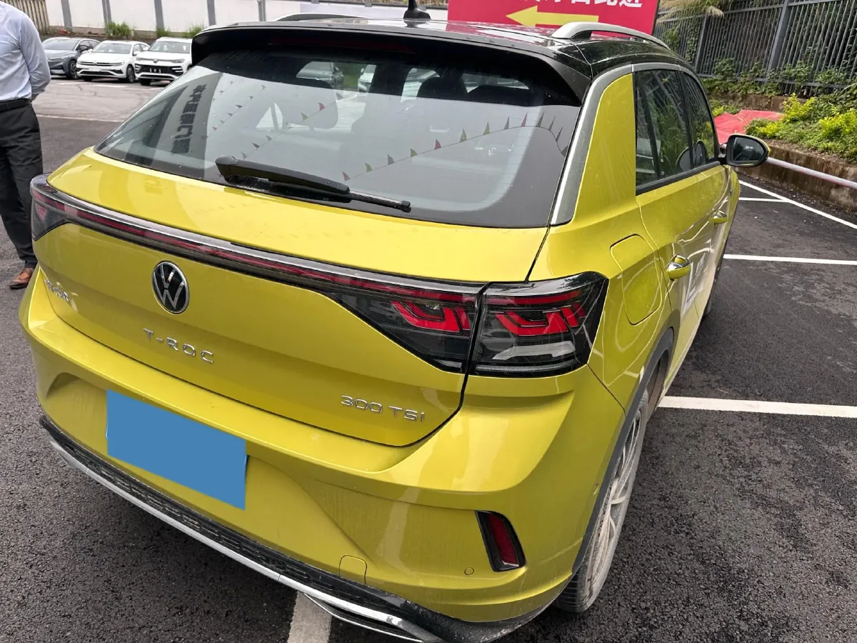 2023 Volkswagen T-Roc 1.5T 160HP L4 7DCT,autocango,china used car exporter,china ev exporter,chinese used car exporter,chinese used ev exporter