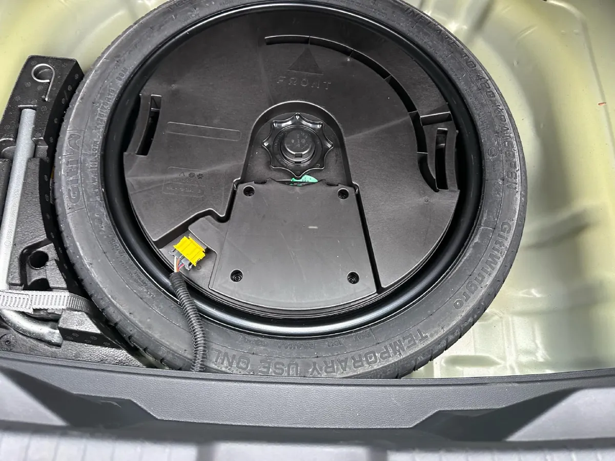 2023 Volkswagen T-Roc 1.5T 160HP L4 7DCT,autocango,china used car exporter,china ev exporter,chinese used car exporter,chinese used ev exporter