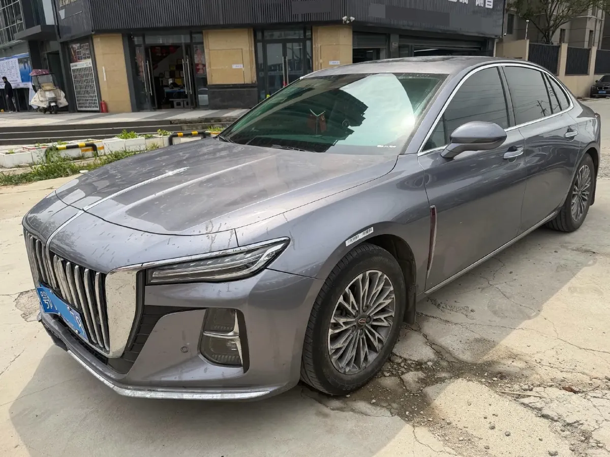 2023 HongQi H5 2.0T 224HP L4 8AT,autocango,china used car exporter,china ev exporter,chinese used car exporter,chinese used ev exporter