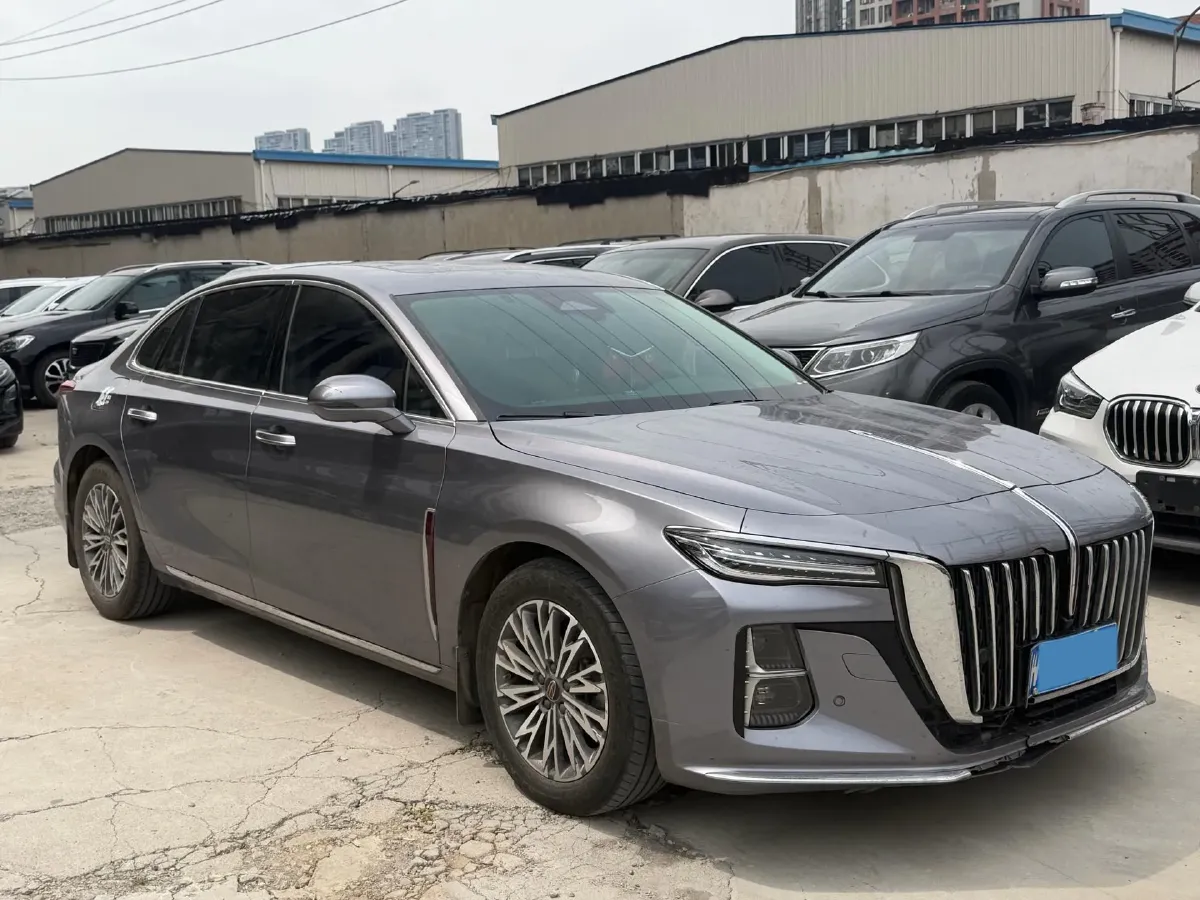 2023 HongQi H5 2.0T 224HP L4 8AT,autocango,china used car exporter,china ev exporter,chinese used car exporter,chinese used ev exporter