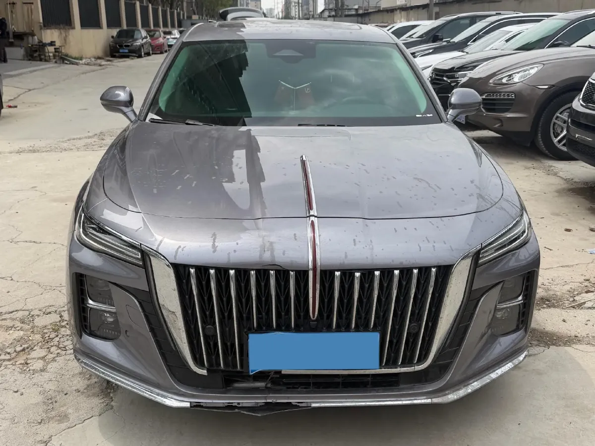 2023 HongQi H5 2.0T 224HP L4 8AT,autocango,china used car exporter,china ev exporter,chinese used car exporter,chinese used ev exporter