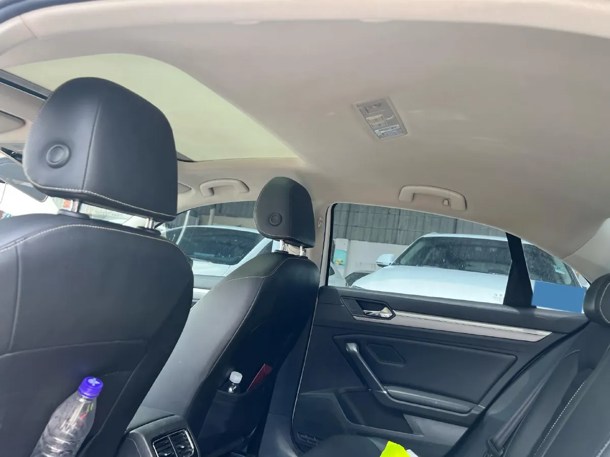 2019 Volkswagen Passat 1.4T 150HP L4 7DCT,autocango,china used car exporter,china ev exporter,chinese used car exporter,chinese used ev exporter