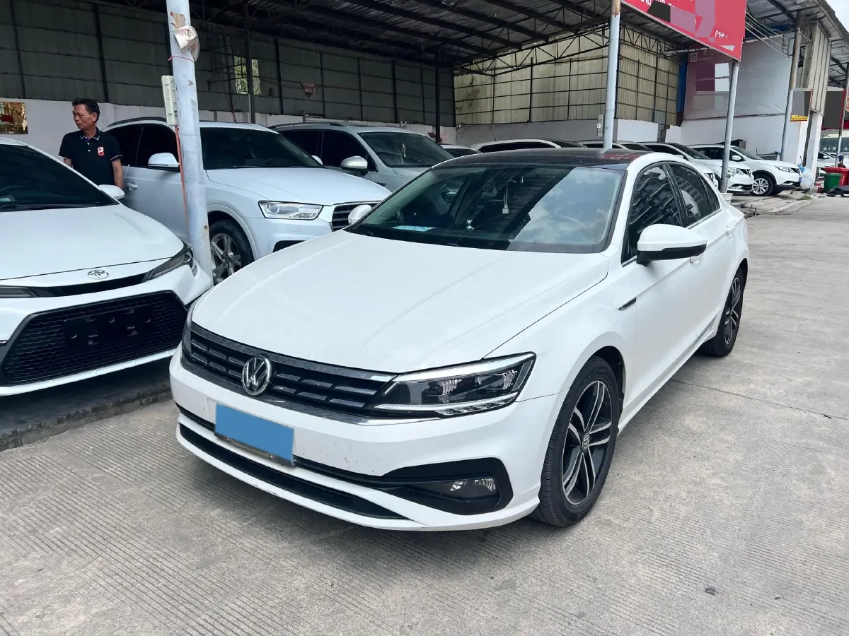 2019 Volkswagen Passat 1.4T 150HP L4 7DCT,autocango,china used car exporter,china ev exporter,chinese used car exporter,chinese used ev exporter