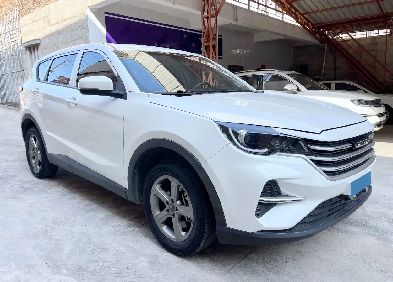 2020 Jetour X70M 1.5T 156HP L4 6MT,autocango,china used car exporter,china ev exporter,chinese used car exporter,chinese used ev exporter