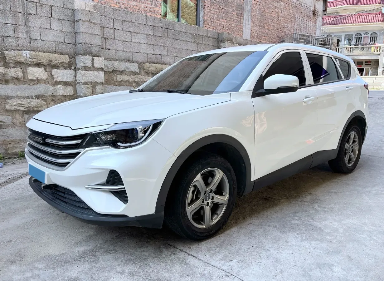 2020 Jetour X70M 1.5T 156HP L4 6MT,autocango,china used car exporter,china ev exporter,chinese used car exporter,chinese used ev exporter