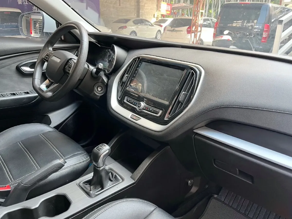 2020 Jetour X70M 1.5T 156HP L4 6MT,autocango,china used car exporter,china ev exporter,chinese used car exporter,chinese used ev exporter