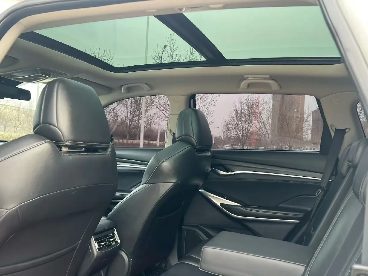 2020 ChangAn CS75 Plus 1.5T 178HP L4 6AT,autocango,china used car exporter,china ev exporter,chinese used car exporter,chinese used ev exporter