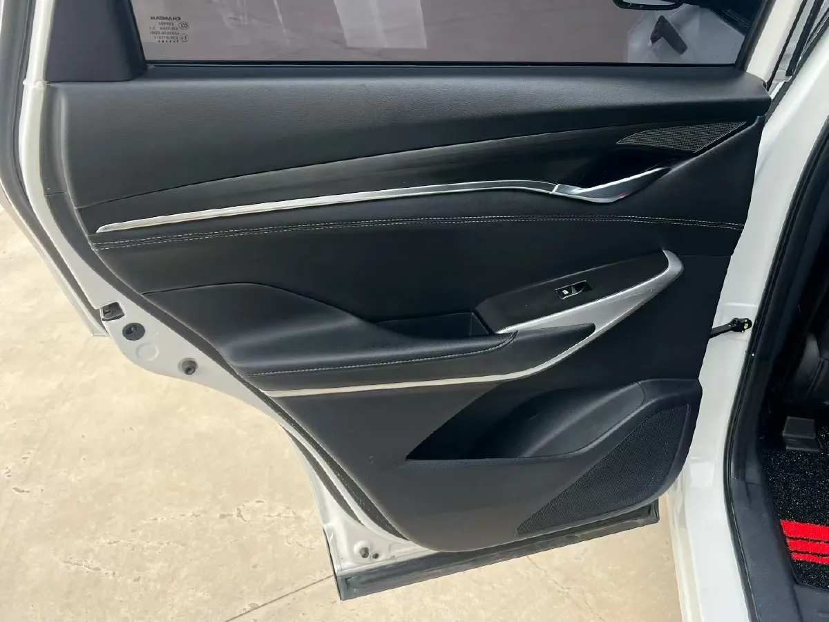 2020 ChangAn CS75 Plus 1.5T 178HP L4 6AT,autocango,china used car exporter,china ev exporter,chinese used car exporter,chinese used ev exporter