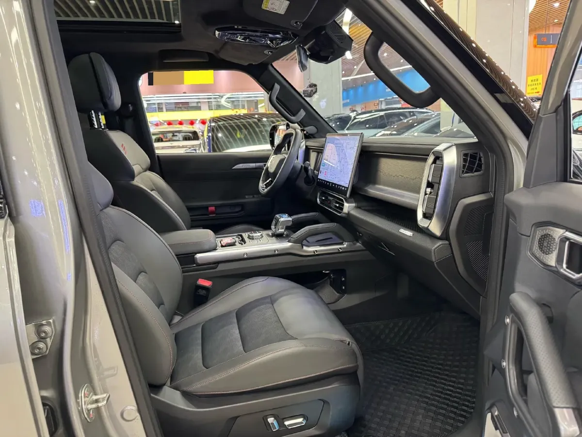 2024 Jetour ShanHai TravellerC-DM 1.5T 156HP L4 3DHT PHEV 43.24KWH,autocango,china used car exporter,china ev exporter,chinese used car exporter,chinese used ev exporter