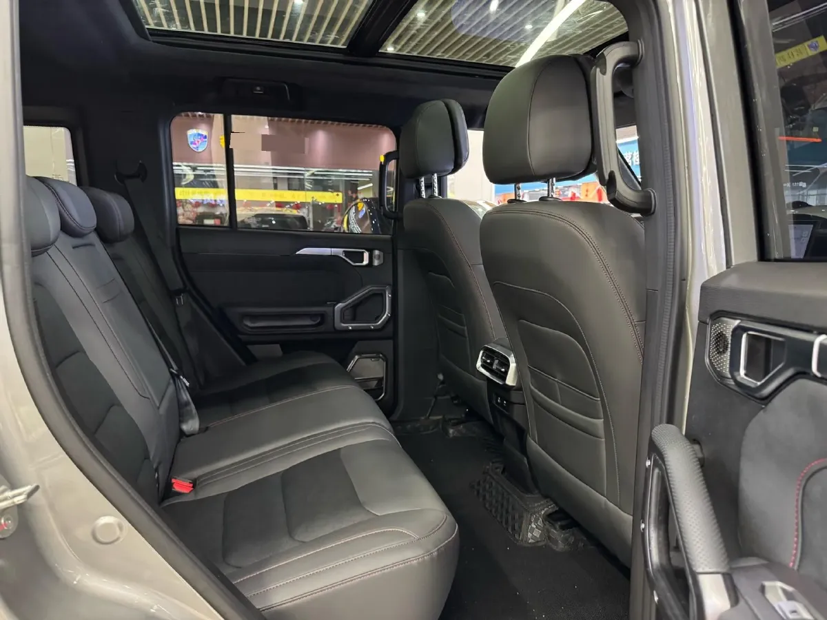 2024 Jetour ShanHai TravellerC-DM 1.5T 156HP L4 3DHT PHEV 43.24KWH,autocango,china used car exporter,china ev exporter,chinese used car exporter,chinese used ev exporter