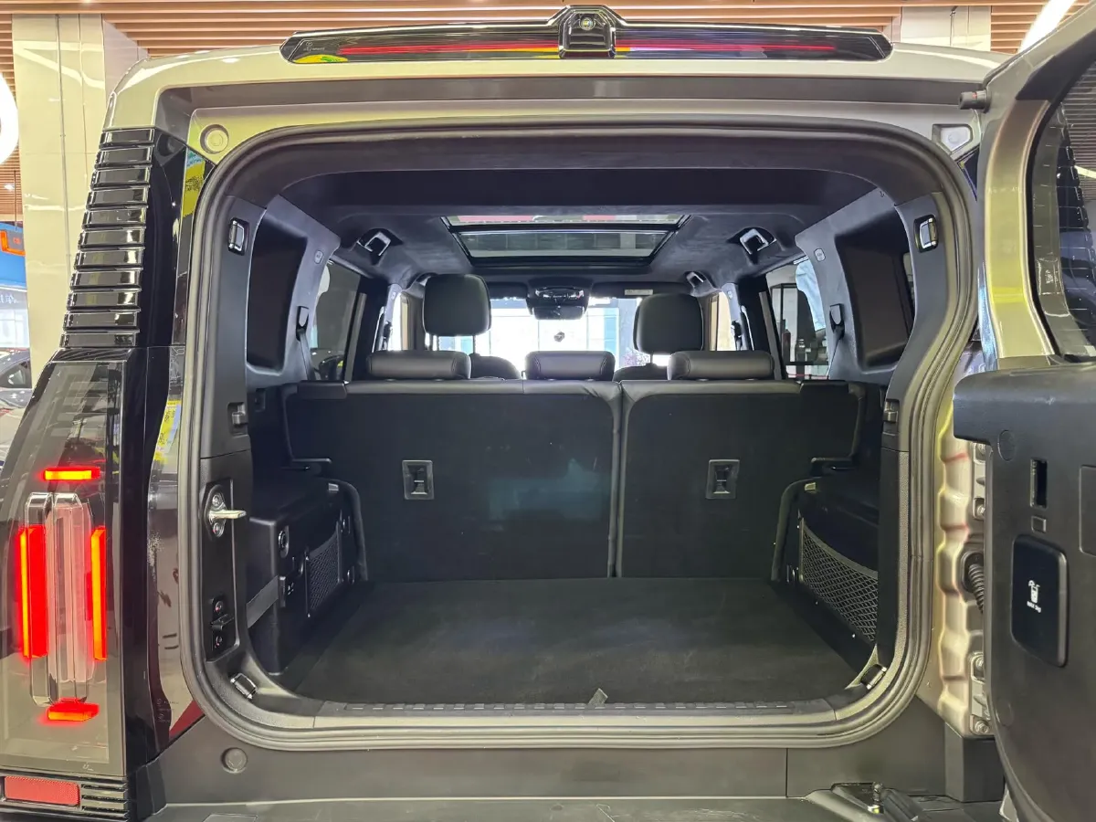 2024 Jetour ShanHai TravellerC-DM 1.5T 156HP L4 3DHT PHEV 43.24KWH,autocango,china used car exporter,china ev exporter,chinese used car exporter,chinese used ev exporter