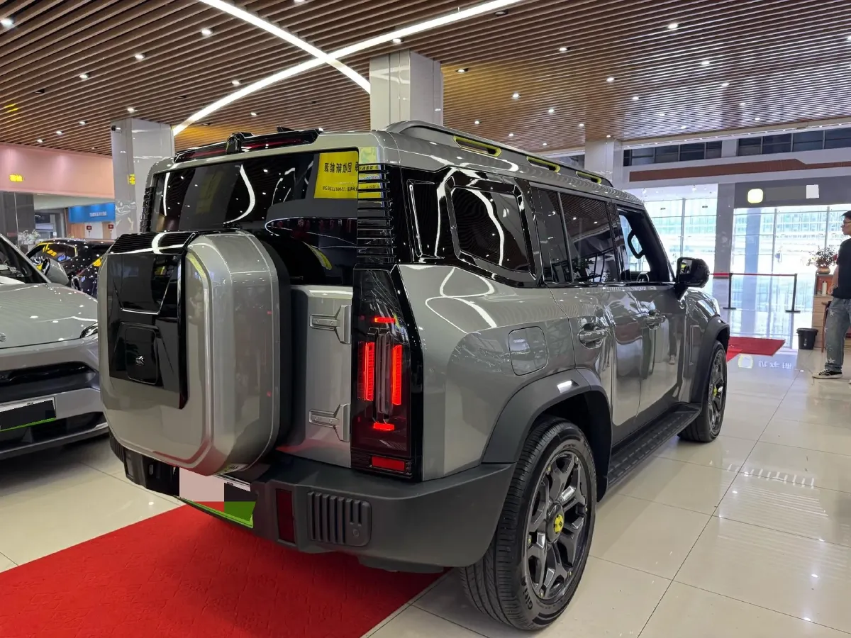 2024 Jetour ShanHai TravellerC-DM 1.5T 156HP L4 3DHT PHEV 43.24KWH,autocango,china used car exporter,china ev exporter,chinese used car exporter,chinese used ev exporter
