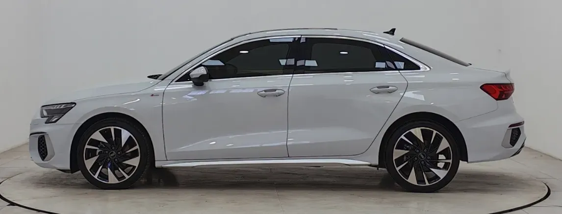 2022 Audi A3 1.4T 150HP L4 7DCT,autocango,china used car exporter,china ev exporter,chinese used car exporter,chinese used ev exporter