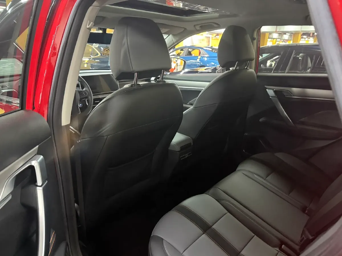 2023 Geely Coolray 1.5T 181HP L4 7DCT,autocango,china used car exporter,china ev exporter,chinese used car exporter,chinese used ev exporter