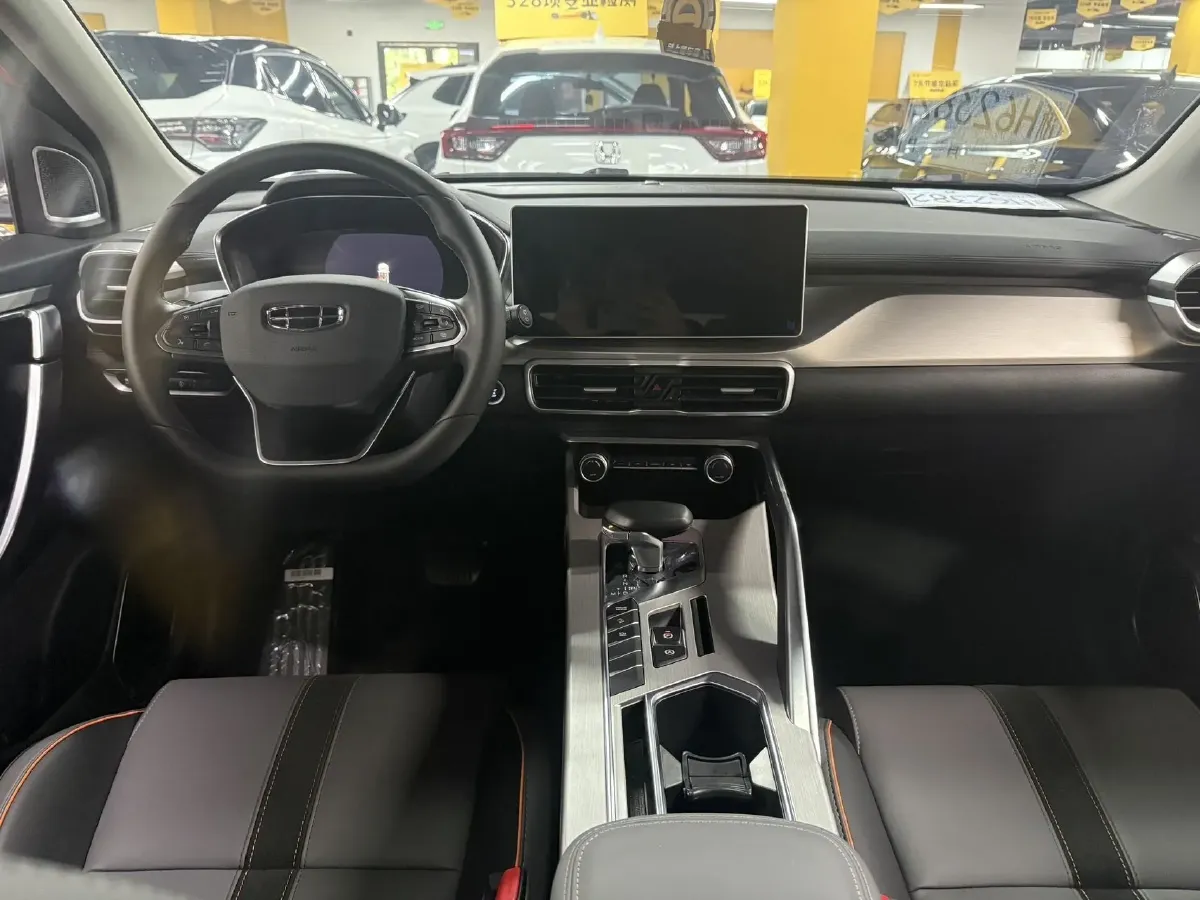 2023 Geely Coolray 1.5T 181HP L4 7DCT,autocango,china used car exporter,china ev exporter,chinese used car exporter,chinese used ev exporter